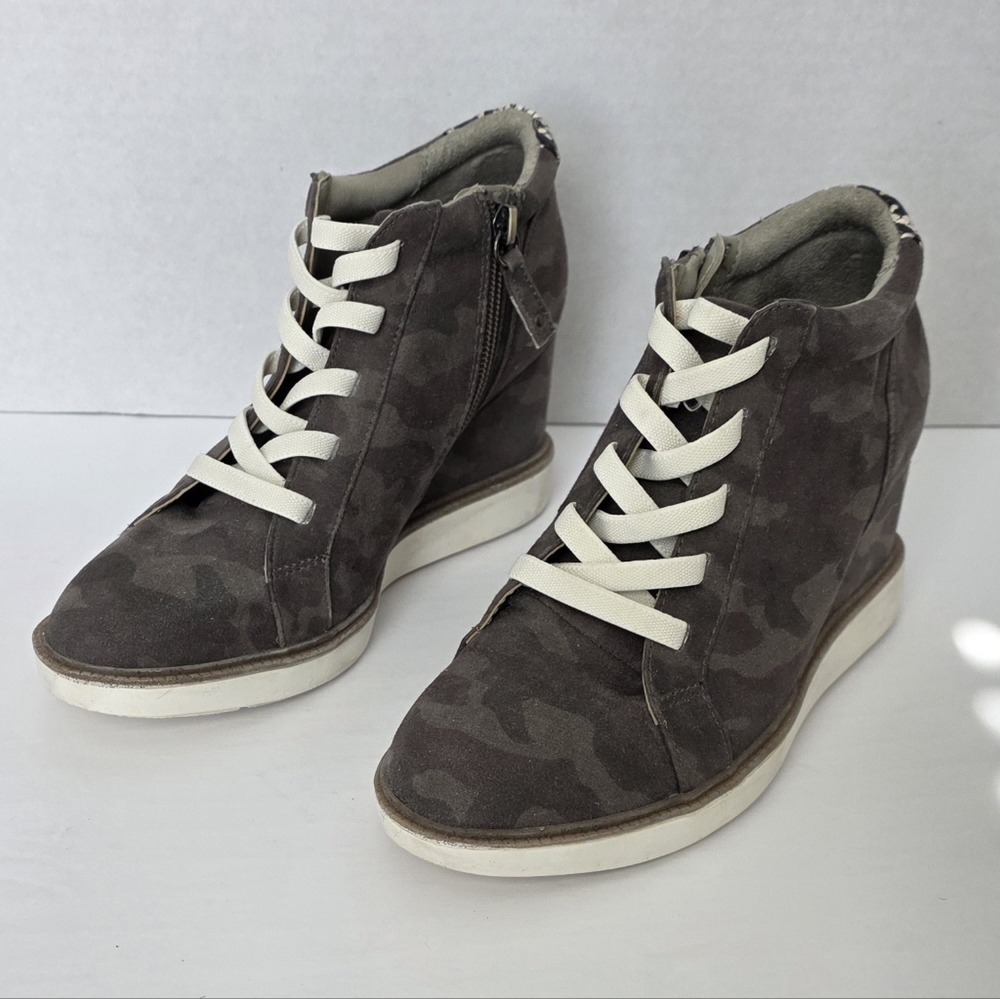 Women's Dr. Scholl's Camo Sneaker Wedges Size 6.5 NWT